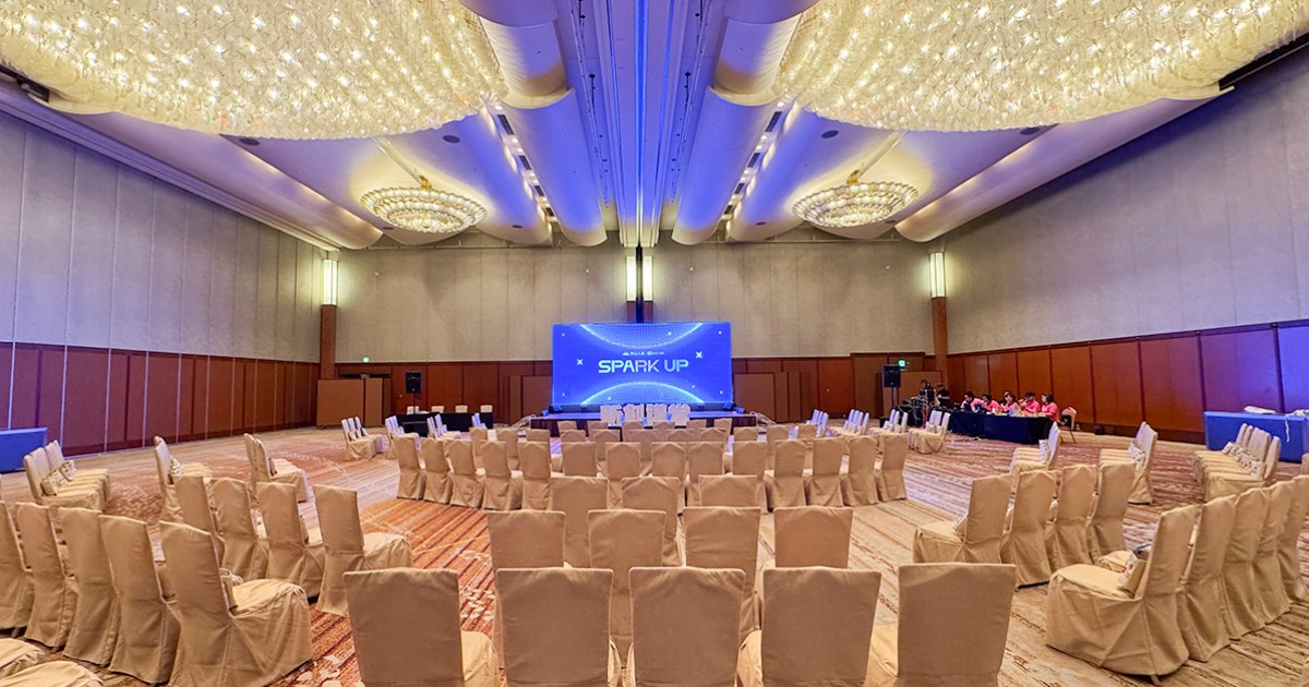 【福岡イベント運営・制作事例】南山人寿保険公司 年会講演会・宴会対応